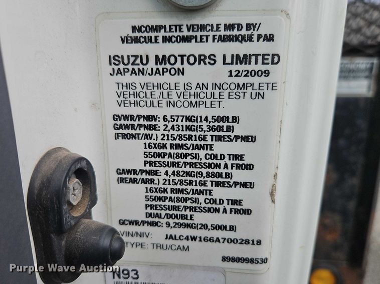 image for item EO7089 2010 Isuzu NPR flatbed truck