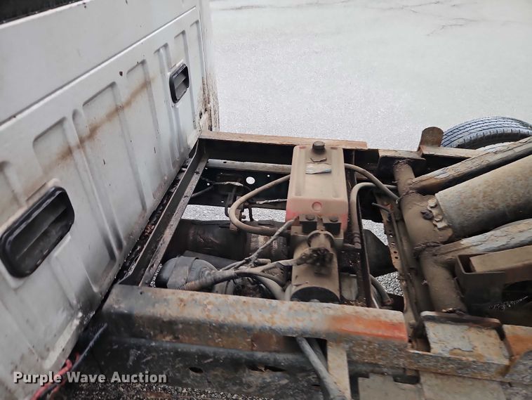 image for item EO7092 2011 Ford F350 dump flatbed pickup truck