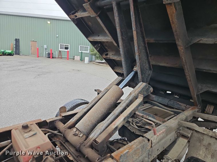 image for item EO7092 2011 Ford F350 dump flatbed pickup truck