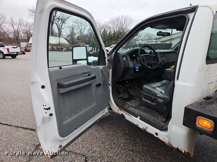 image for item EO7092 2011 Ford F350 dump flatbed pickup truck