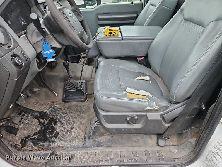 image for item EO7092 2011 Ford F350 dump flatbed pickup truck