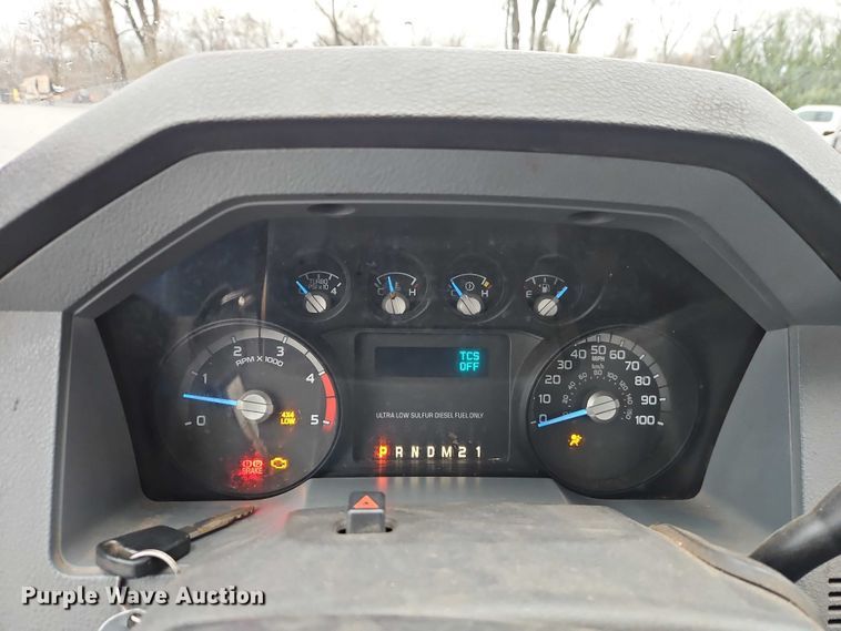 image for item EO7092 2011 Ford F350 dump flatbed pickup truck