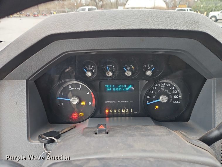 image for item EO7092 2011 Ford F350 dump flatbed pickup truck