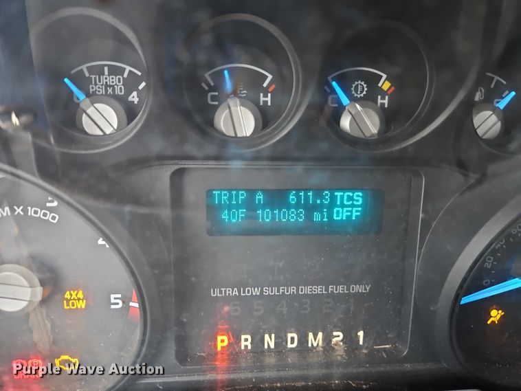 image for item EO7092 2011 Ford F350 dump flatbed pickup truck