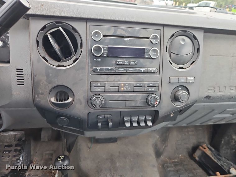 image for item EO7092 2011 Ford F350 dump flatbed pickup truck