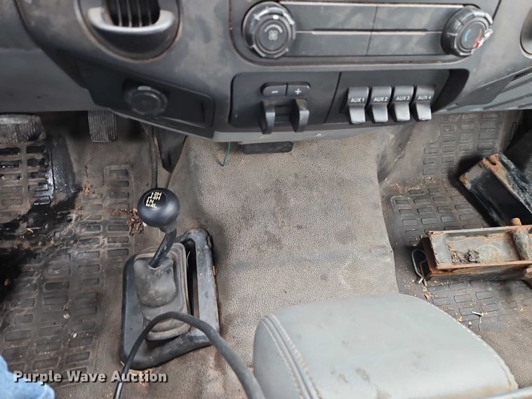 image for item EO7092 2011 Ford F350 dump flatbed pickup truck