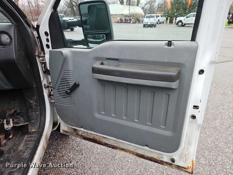 image for item EO7092 2011 Ford F350 dump flatbed pickup truck