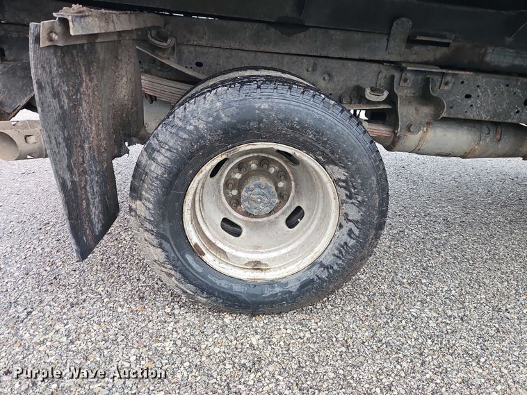 image for item EO7092 2011 Ford F350 dump flatbed pickup truck