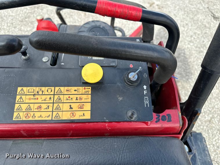 image for item EO7102 (4) Exmark Vertex ZTR lawn mower