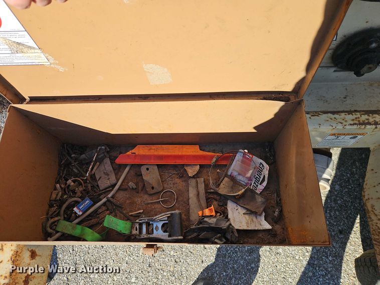 image for item EO7108 2008 Finn BB302-14 bark blower