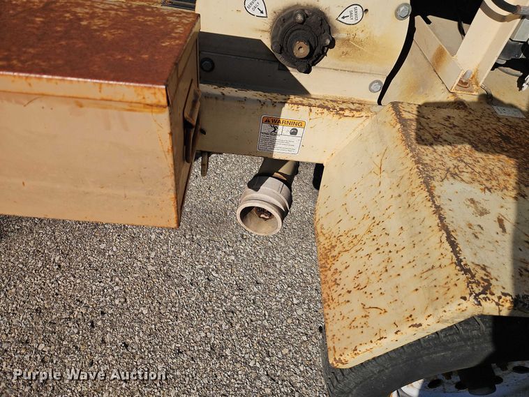 image for item EO7108 2008 Finn BB302-14 bark blower