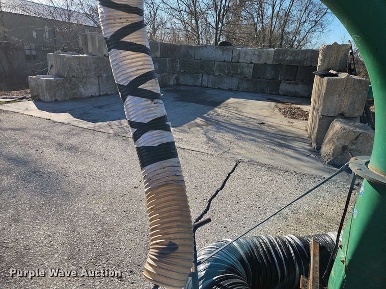 image for item EO7108 2008 Finn BB302-14 bark blower