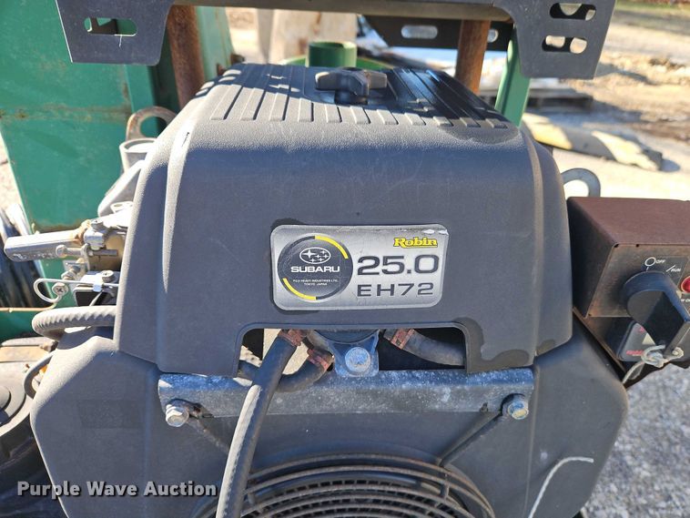 image for item EO7108 2008 Finn BB302-14 bark blower