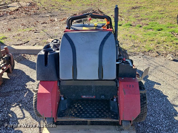 image for item EO7111 Lawn mowers