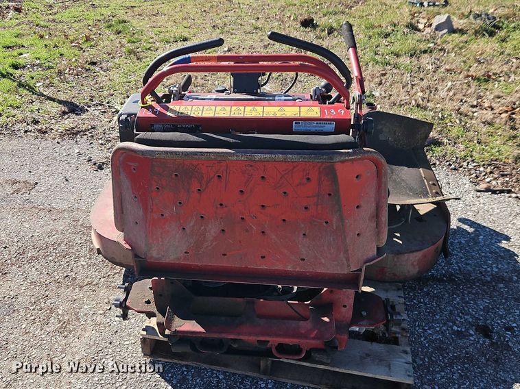 image for item EO7111 Lawn mowers