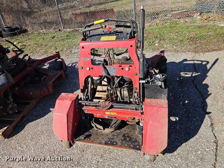 image for item EO7112 Lawn Mowers