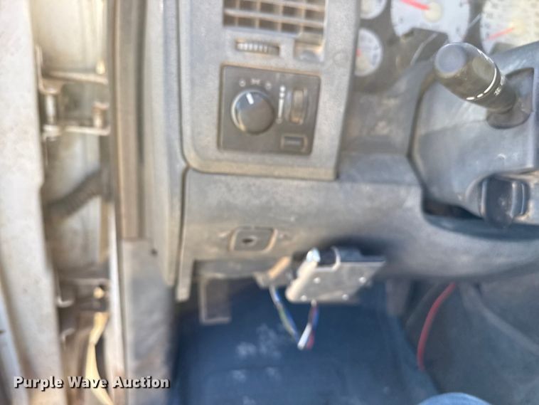 image for item EP2902 2009 Dodge Ram 2500 Ext. Cab pickup truck