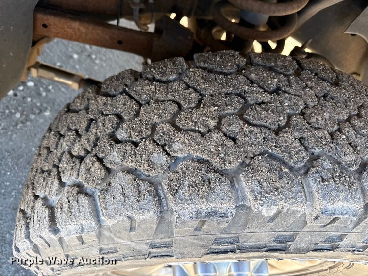 image for item EP2902 2009 Dodge Ram 2500 Ext. Cab pickup truck