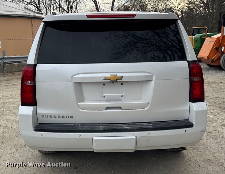 image for item ER0417 2017 Chevrolet Suburban SUV