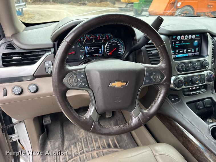 image for item ER0417 2017 Chevrolet Suburban SUV