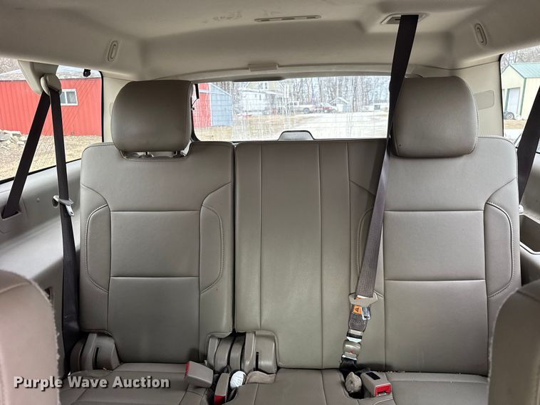 image for item ER0417 2017 Chevrolet Suburban SUV