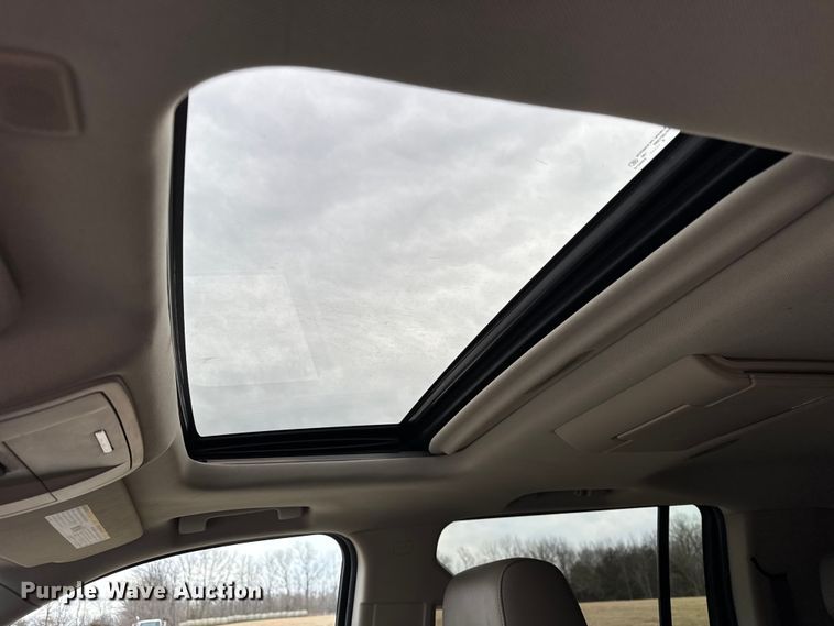 image for item ER0417 2017 Chevrolet Suburban SUV