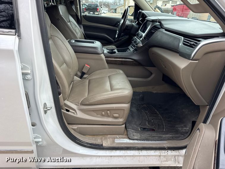 image for item ER0417 2017 Chevrolet Suburban SUV