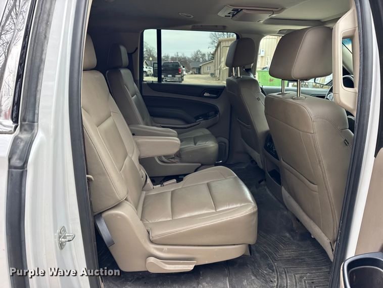 image for item ER0417 2017 Chevrolet Suburban SUV