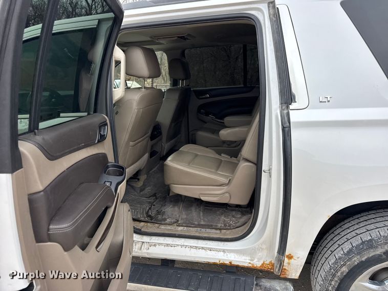 image for item ER0417 2017 Chevrolet Suburban SUV