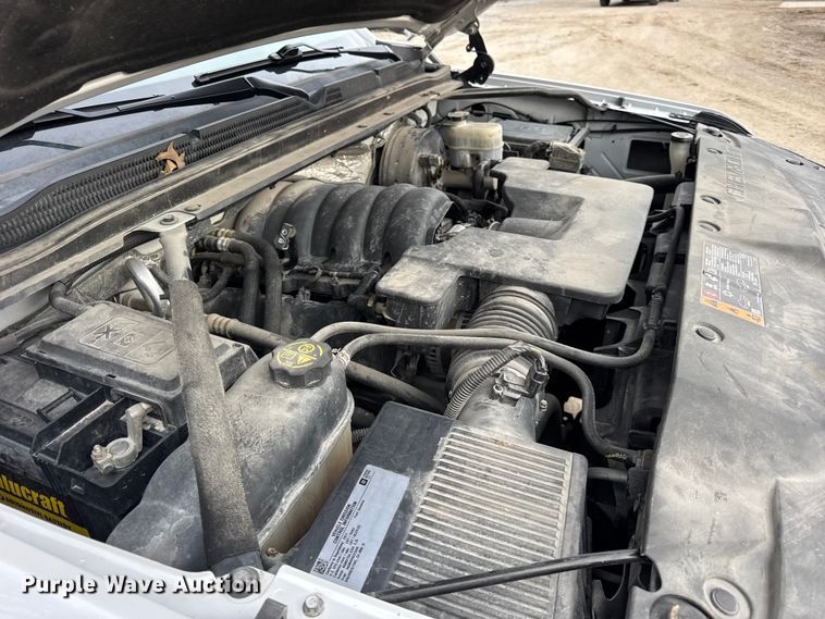 image for item ER0417 2017 Chevrolet Suburban SUV