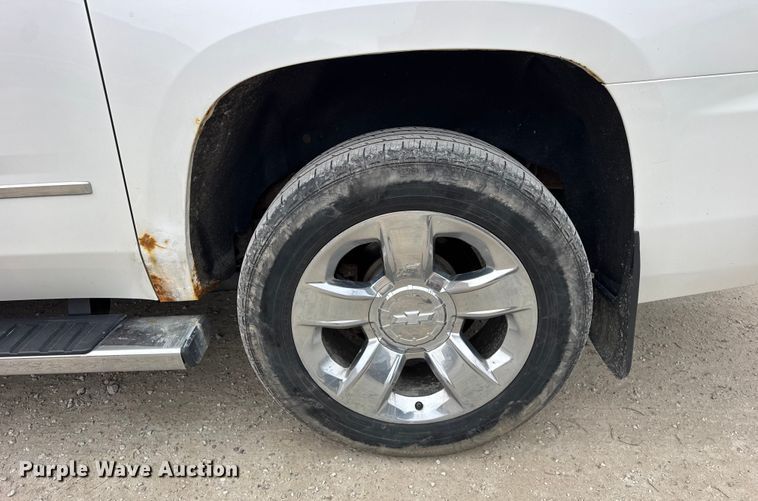 image for item ER0417 2017 Chevrolet Suburban SUV