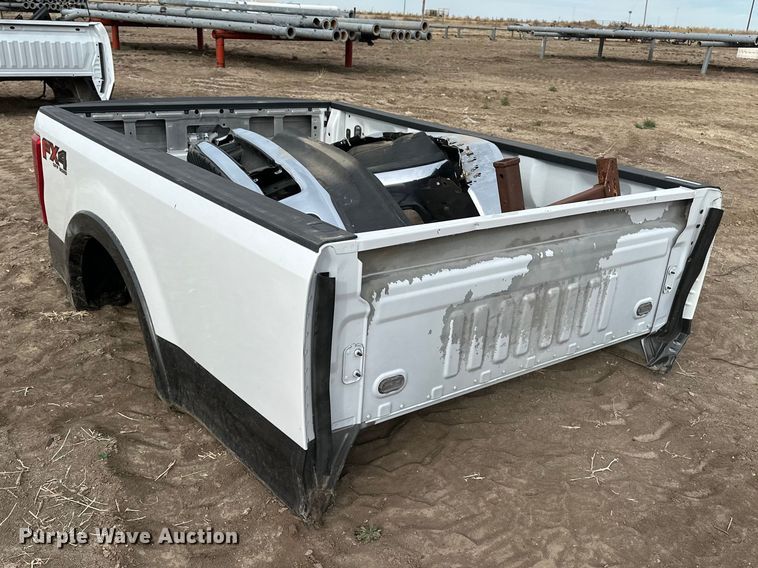 image for item ES1069 Ford Super duty pickup truck bed
