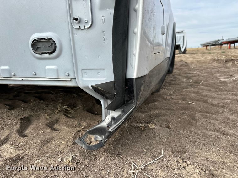 image for item ES1069 Ford Super duty pickup truck bed