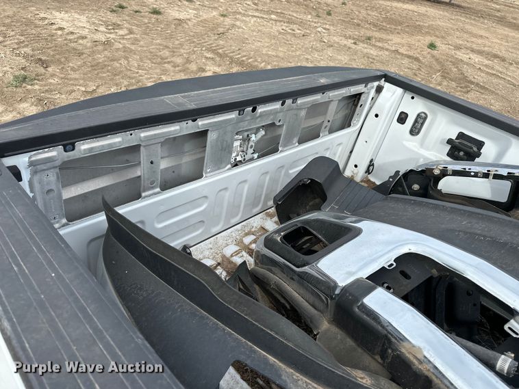 image for item ES1069 Ford Super duty pickup truck bed