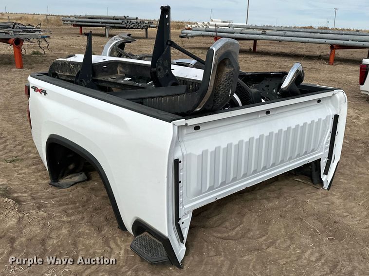 image for item ES1071 Chevrolet Silverado pickup truck bed