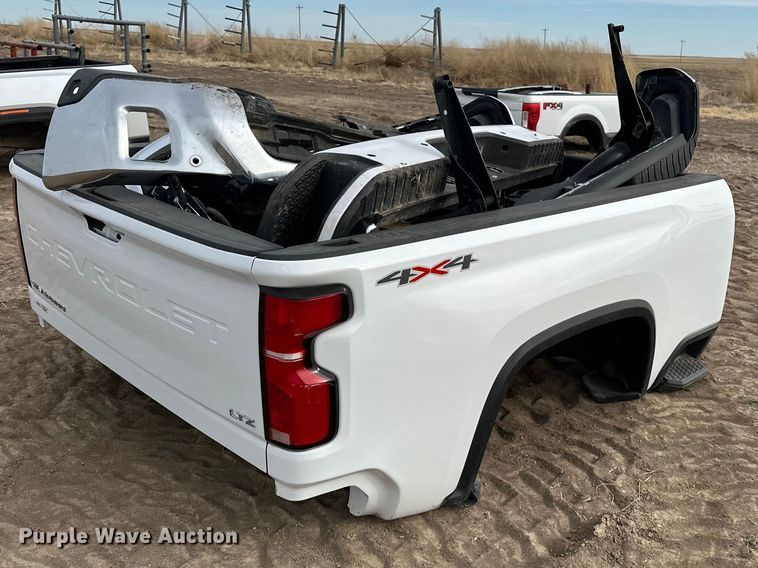 image for item ES1071 Chevrolet Silverado pickup truck bed