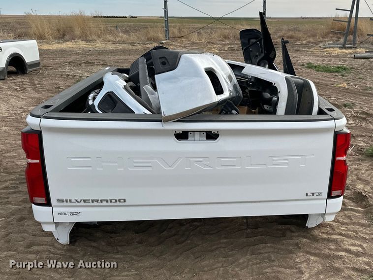 image for item ES1071 Chevrolet Silverado pickup truck bed