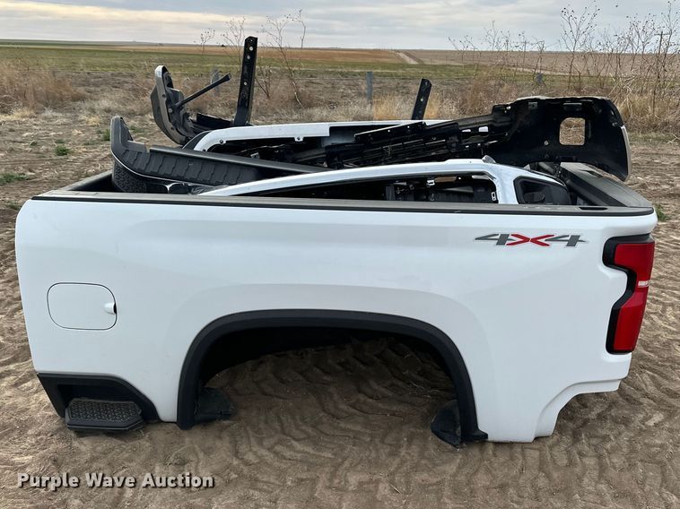 image for item ES1071 Chevrolet Silverado pickup truck bed