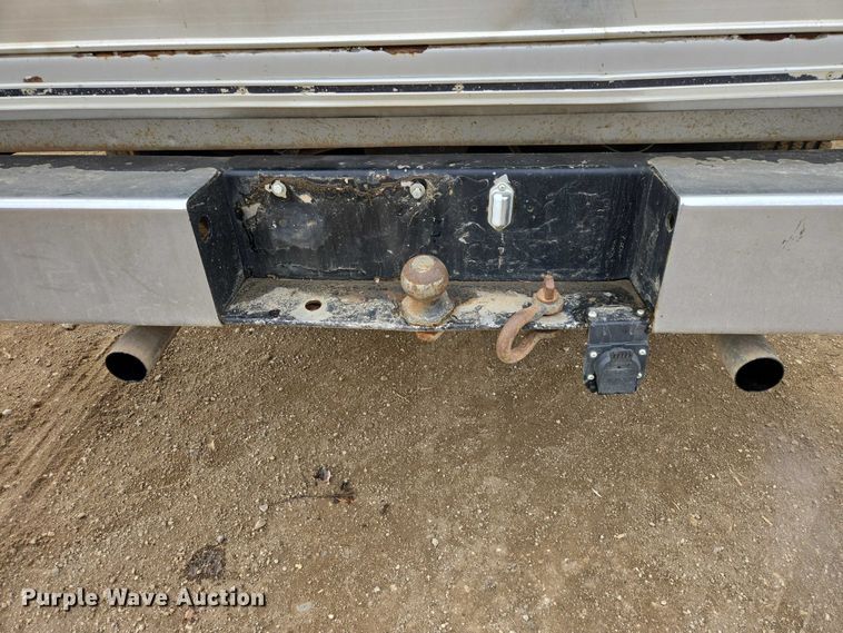 image for item ES2997 1975 Chevrolet 20 pickup truck