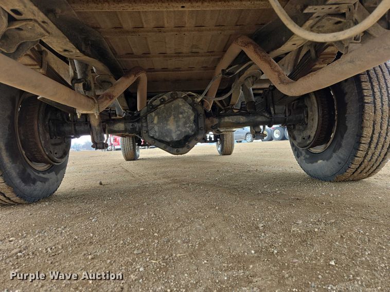 image for item ES2997 1975 Chevrolet 20 pickup truck