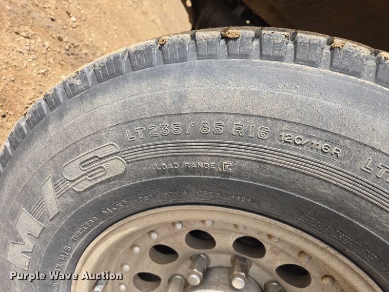 image for item ES2997 1975 Chevrolet 20 pickup truck