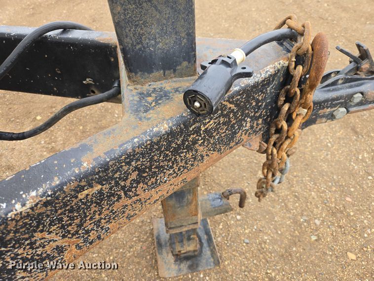 image for item ES2998 2013 CPI DL750 Refueler fuel trailer