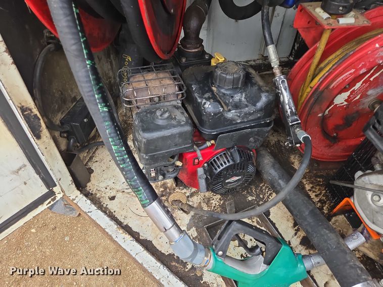 image for item ES2998 2013 CPI DL750 Refueler fuel trailer