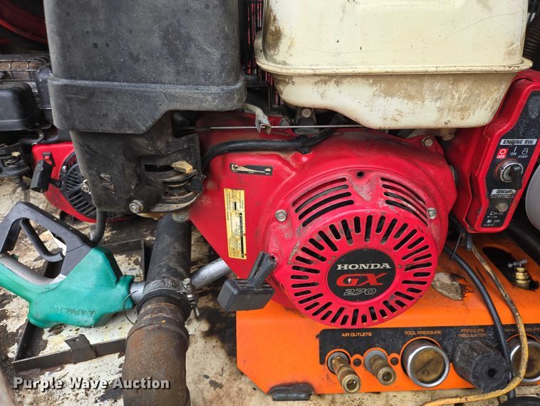 image for item ES2998 2013 CPI DL750 Refueler fuel trailer