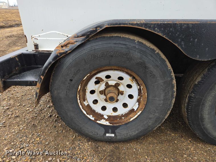 image for item ES2998 2013 CPI DL750 Refueler fuel trailer