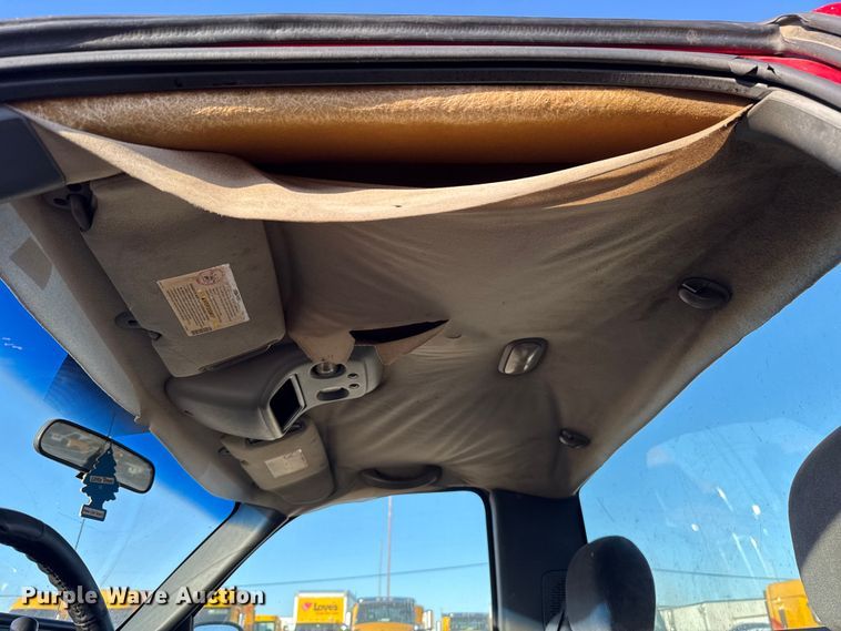 image for item ES5593 2002 Chevrolet Silverado 1500 pickup truck