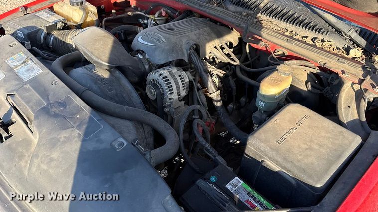 image for item ES5593 2002 Chevrolet Silverado 1500 pickup truck