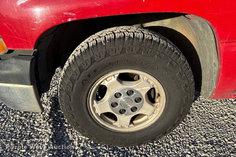 image for item ES5593 2002 Chevrolet Silverado 1500 pickup truck