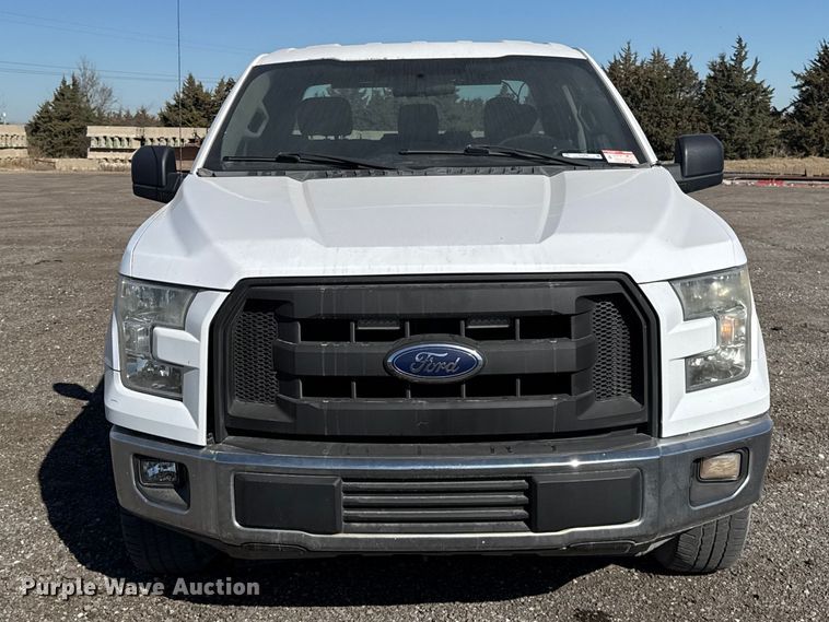 image for item ES5906 2016 Ford F150 XL Ext. Cab pickup truck