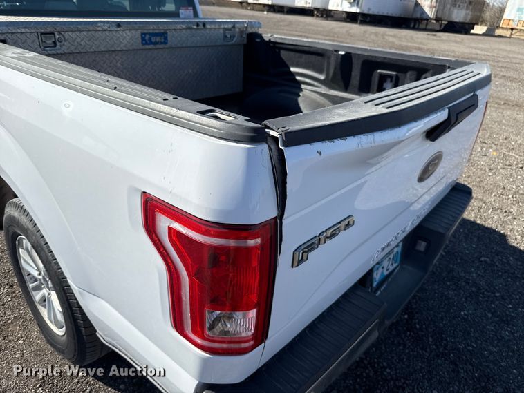 image for item ES5906 2016 Ford F150 XL Ext. Cab pickup truck